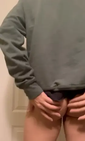 Would you let me give you a lap dance ?