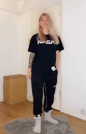 Wait fot it( her free album in comment )