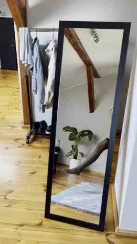 Who is in the mood to fuck right now!??