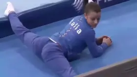 Italia stretch stretch stretch.. pt1