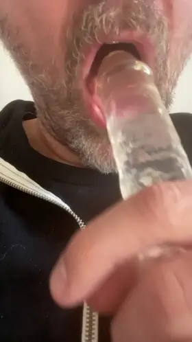 Who wants to see me shove this thing somewhere else? 😏 (46)