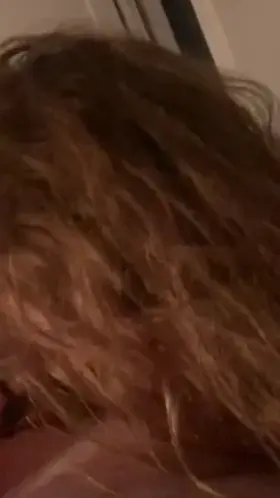 28F just moved to Denver and need to find some fun music loving friends....with nice cocks