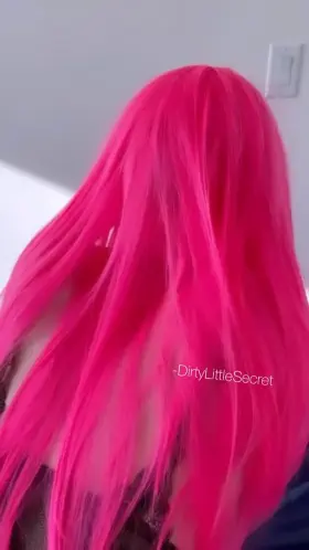 I bet you can’t resist my ass 👅