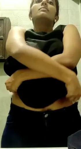 Desi Cutie Shows Her Bigg Boobs & Bigg Ass to Her Boyfriend ❤️ [Must Watch] [Full Video Link in Comments]