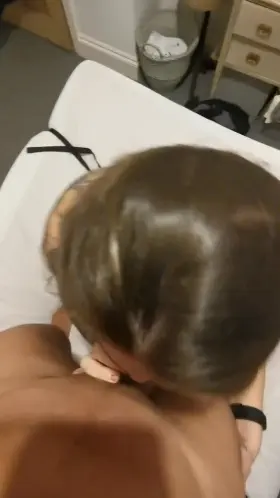 Love feeling his dick down my throat and waiting for his load at the end 🤤🥵😈💦😏