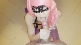 Amateur hot wife sucking