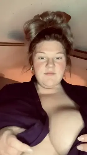 👄😻chats are open and I’m available 👄😻