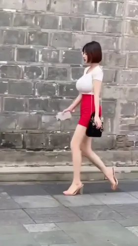 Busty chinese girl