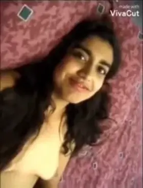 🔥🥰 Extremely Horny MBA Girl Rubbing her Pussy😋Caught by her Professor & Sucked Thoroughly 🥰🔥