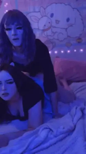 Are you cumming to girls night?