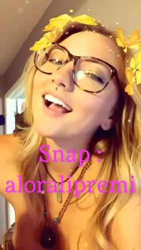 Let’s have fun together😝,add my snap for premium :aloralipremi