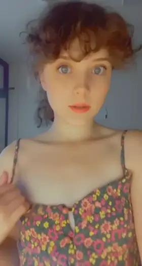 I’ve always been teased for my smaller boobs. Do u think they’re sexy?