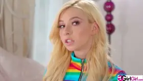 Kenzie And Cadence Lux Squirting