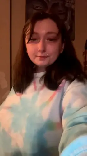 Anyone wanna come smoke with me? 🥰