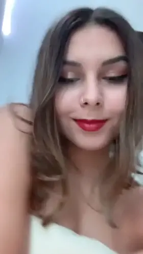 I bet u wanna bite💕