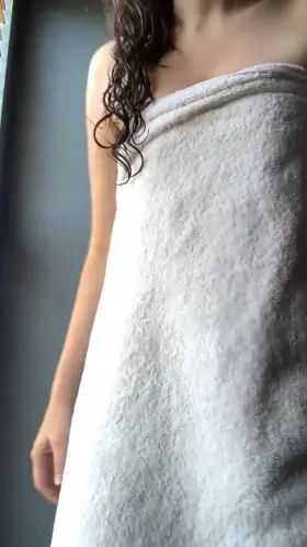 I hope you like the way I drop my towel for you