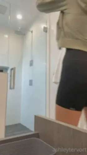 STRIPPING OUT HUGE MELONS 🥵🥵 ASAP ( LINK IN THE COMMENTS ❤️🔥)