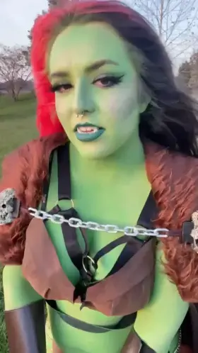 Do you know of any brave adventurers who like giving facials?