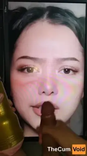 Bella Poarch Cum Tribute with my Fleshlight Toy [Full Video 3:29 Min - 4K in comments]