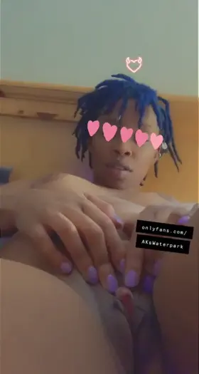 cum see more on my of, link in comments 🥰