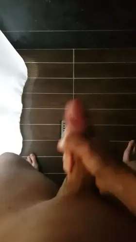 Please get on your knees 👅💦