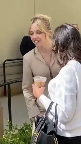 Syd surprised with latte art