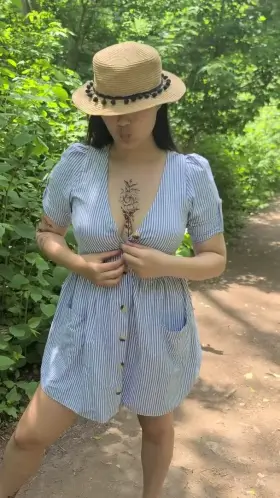 Let's play a game, I show you my tits and you cover them white