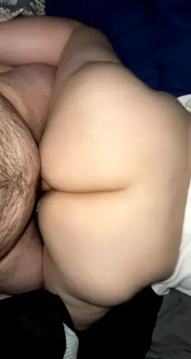 The way she twerks on my dick 🤤