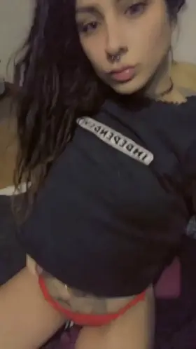 Hey on your knees and start to serve me on my bday you Beta loser! [domme]