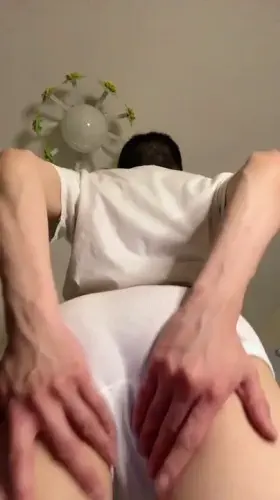 POV: I’m about to sit on your face. It’s okay you can play with it 🍑