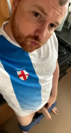 Come on England or Cum on Me?