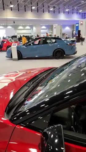 Checkout out my curves at the car show [f]