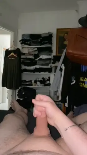 Wanna see me cum? (26)