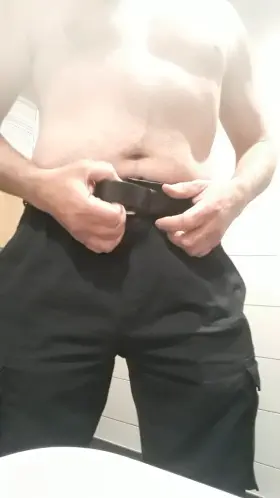 Same work room not using mirror (50's)