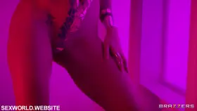 Queen Kissa, Kissa Sins Mick Blu