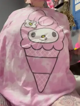 Pink is my fav colour, wanna guess what else is pink? 🌸 (OC)