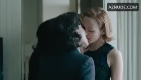 Shauna Macdonald and Louisa Krause in The Girlfriend Experience