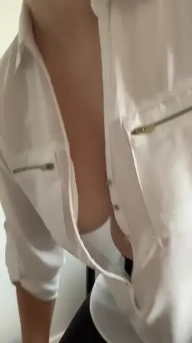 Dusting off my pants jiggle