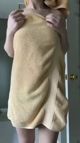 towel reveal (oc)