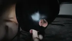 Spread this video of me fucking my throat