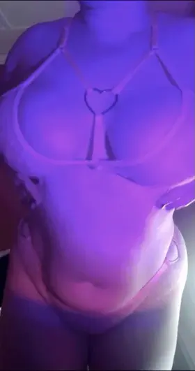 is posting drops for you supposed to make my pussy this wet?