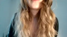 What do you think of big, British titties ? [gif]