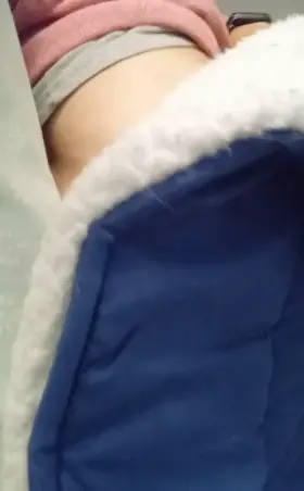 Latina bublle butt 🤭 wanna slap it?