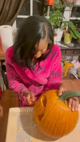 The pumpkin came out cute 🙄 if you even cared, YA NASTY!