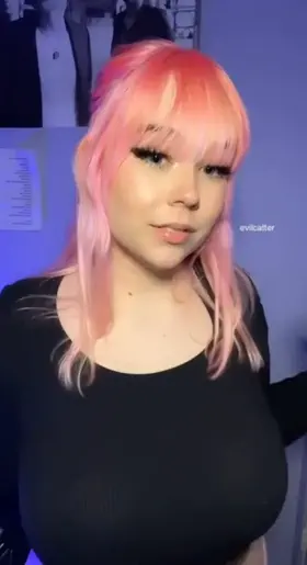 the wait for Kenobi is too long, so ill post my tits for entertainment instead