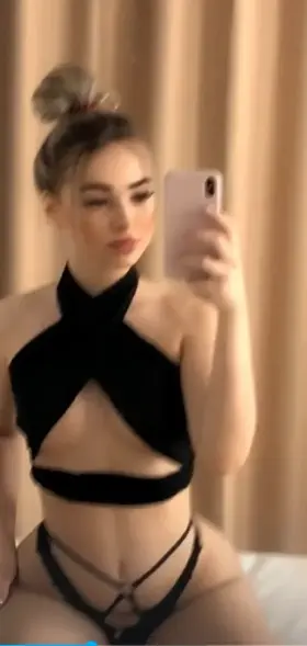 Any Dads here who would love to fuck me?