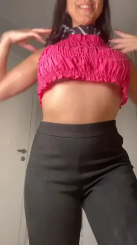 Does pink fit on my large brown tittes?