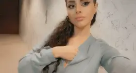 I wear a minimizing bra in public but I always gotta sneak off to let them breathe 💦