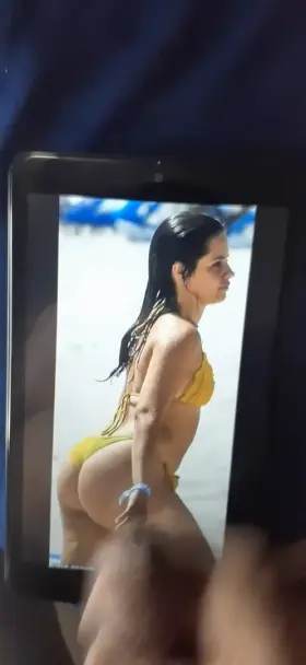 My tribute to Camila Cabello. I fucking love that fat ass booty.