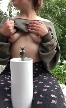 An appreciation post for this [f]lower vase that hasn’t let me down yet